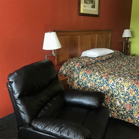 Executive inn dimmitt texas  Located in Odessa, this motel offers rooms with cable TV